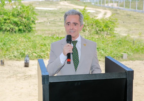 TJAL realiza plantio de 65 mudas nativas em Delmiro Gouveia