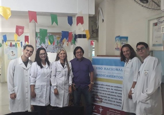 Secretaria Municipal de Saúde promove palestra sobre uso de medicamentos