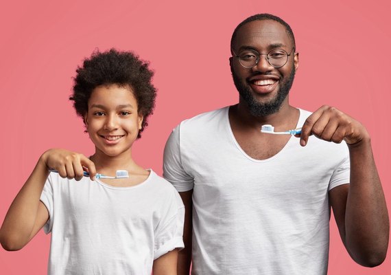 No Dia da Saúde Bucal, especialista reforça importância dos cuidados para prevenção de doenças do corpo