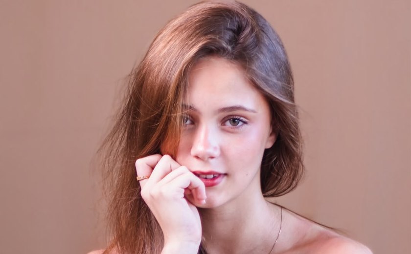 De pesadelos à ficção: escritora alagoana Lara Strehl lança seu primeiro livro jem Maceió
