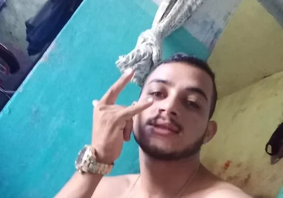 Jovem é morto  com golpes de arma branca e pedradas em Santana do Ipanema