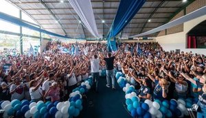 Alexandre Ayres reúne mais de 4 mil pessoas em lançamento de campanha em Maceió.