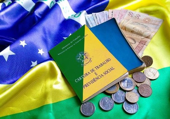 Comerciários buscam reajuste salarial