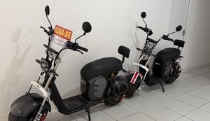 Motos elétricas alugadas irregularmente são apreendidas na orla de Maceió