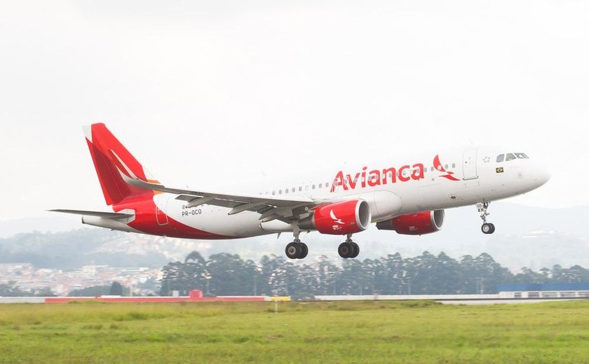 ﻿Avianca é condenada a indenizar cliente por voo cancelado em Maceió