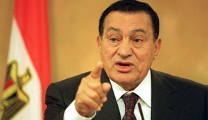 Morre ex-presidente egípcio Hosni Mubarak, derrubado pela Primavera Árabe