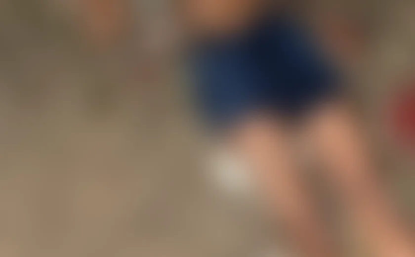 Corpo de mulher é encontrado em terreno baldio com ferimentos na cabeça