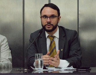 DPE participa de sessão na ALE para discutir demarcação de terras indígenas em Palmeira dos Índios