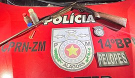 Duas armas de fogo e drogas são apreendidas pela PM em ações no interior do estado