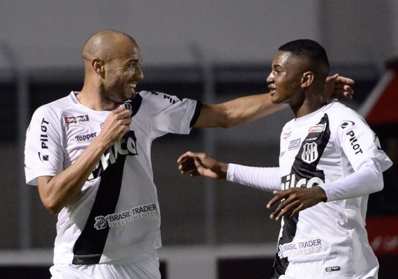 Ponte Preta sofre virada, mas com um a menos arranca empate contra o Sport no fim