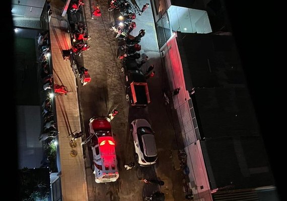 VÍDEO: Motoboy alega sofrer humilhação e gera revolta da categoria, que protesta na Jatiúca