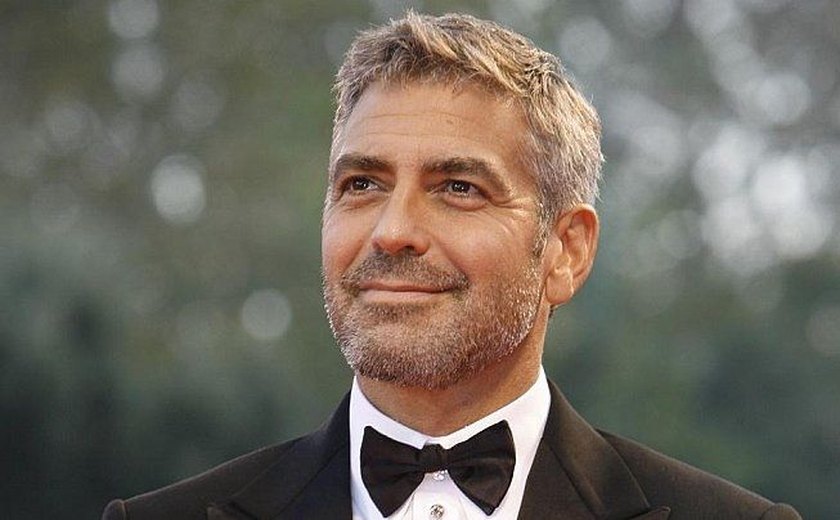 George Clooney promete processar revista francesa que publicou fotos de gêmeos