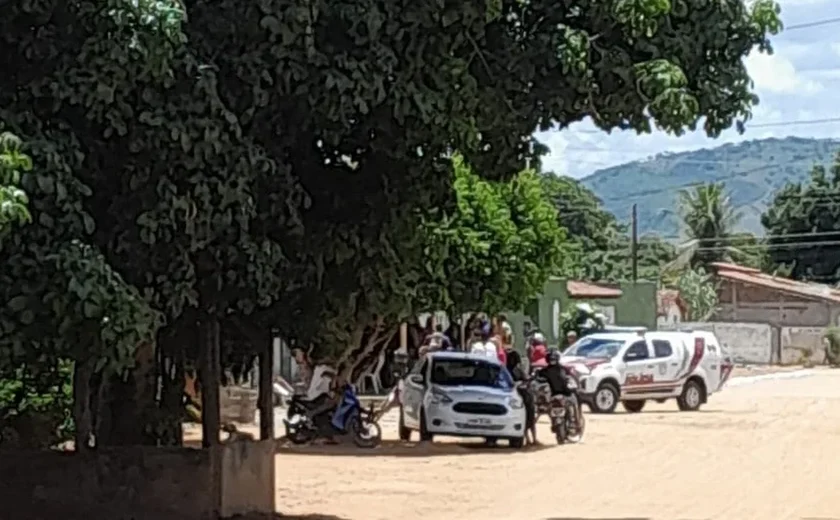 Volume de caixa de som teria motivado assassinato de homem em bar, em Palmeira dos Índios