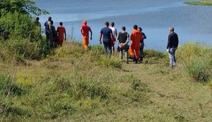 Cadáver em avançado estado de decomposição é encontrado boiando no Lago da Perucaba, em Arapiraca