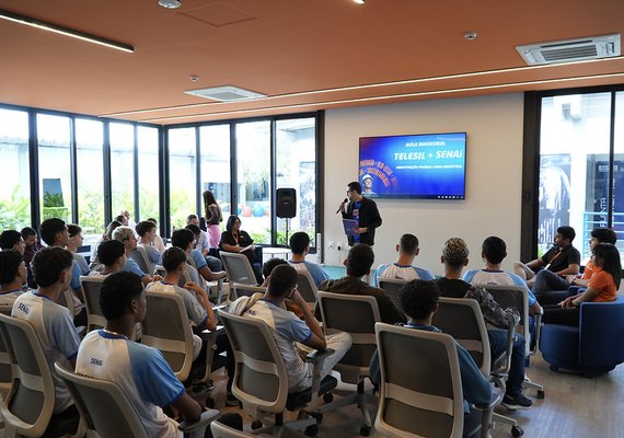 Telesil e Senai iniciam formação de 22 jovens para a construção civil