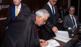 Desembargador Alcides Gusmão toma posse como presidente do TRE/AL