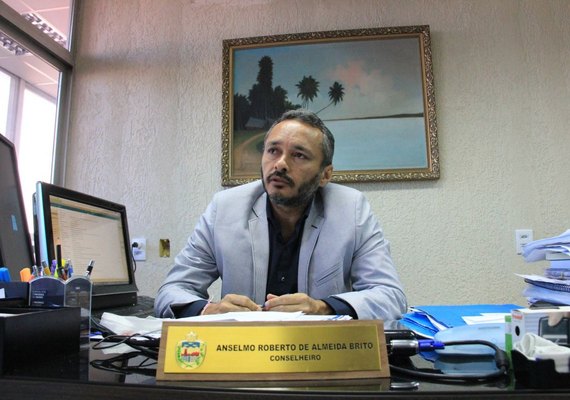 Julgamento de contas da gestão de Téo Vilela deve acontecer no fim de março