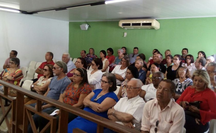 Servidores da Câmara podem paralisar atividades em Arapiraca
