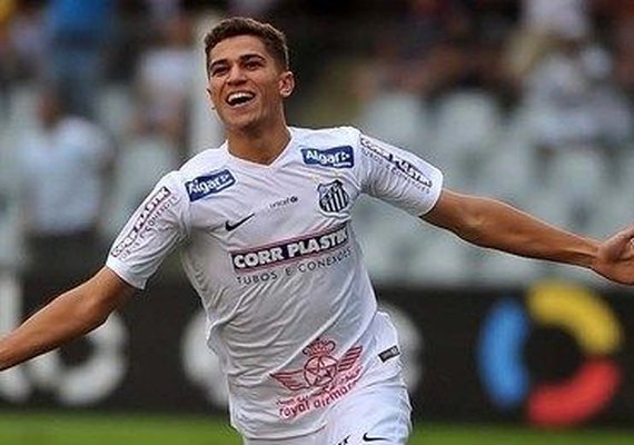 Vitor Bueno só volta ao Santos em 2018 após lesão no ligamento do joelho