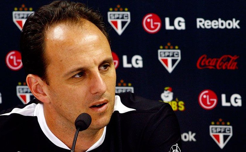 Rogério Ceni é apresentado como técnico do São Paulo