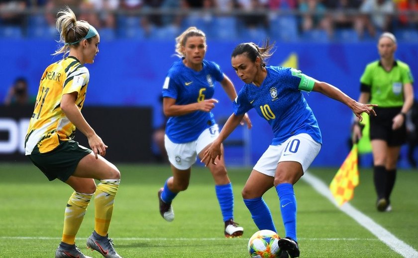 Marta estreia na Copa do Mundo, deixa o seu, mas Brasil sofre virada da Austrália