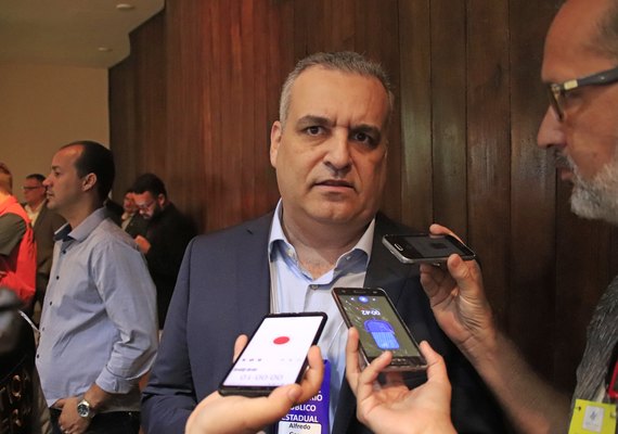 Deputado Alfredo Gaspar não mudará conduta após federação
