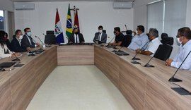 Procurador-geral de Justiça e chefe de gabinete se reúnem com vereadores de Rio Largo