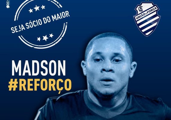 Após especulações e negociação, CSA confirma contratação do meia Madson