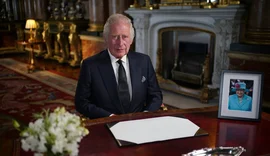 Charles III faz o primeiro discurso como rei e renova promessa de Elizabeth II