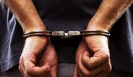 Polícia Civil prende homem que esfaqueou idoso por defender cachorro em Traipu