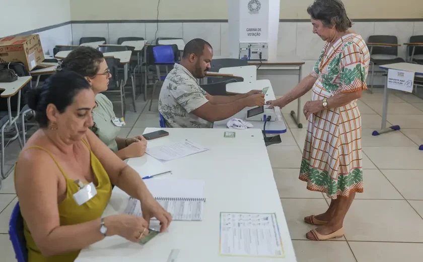 OEA acompanha denúncias de falta de ônibus no dia da eleição