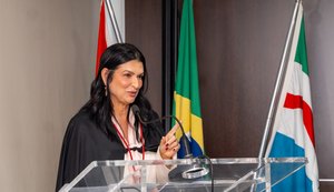 Juíza Adriana Carla Feitosa toma posse como desembargadora eleitoral do TRE/AL