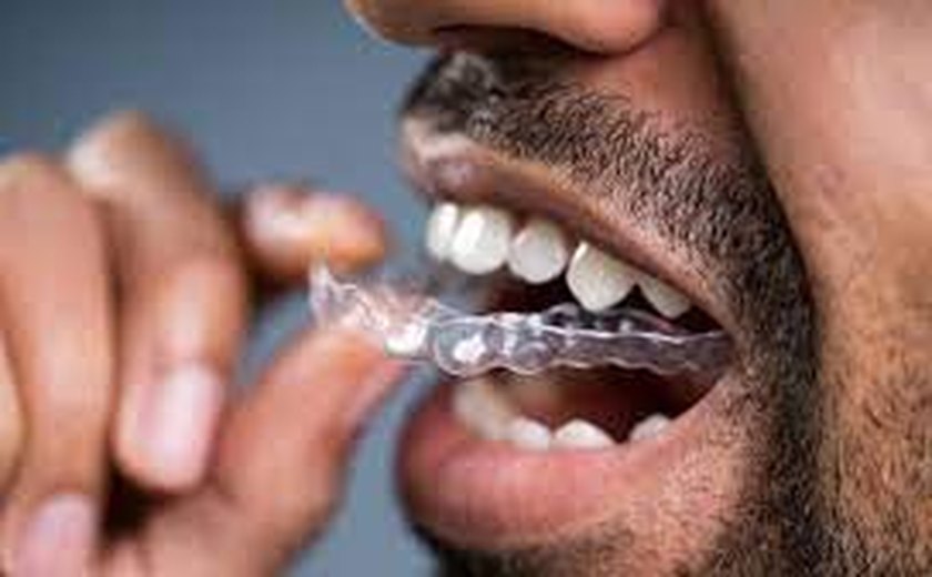 Bruxismo: Hábito de ranger os dentes pode causar vários prejuízos, mas há tratamento