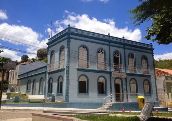 Prefeito decreta ponto facultativo no Dia Internacional da Mulher em Piranhas