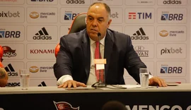 Após protestos da torcida, Marcos Braz reafirma respaldo a Paulo Sousa no Flamengo