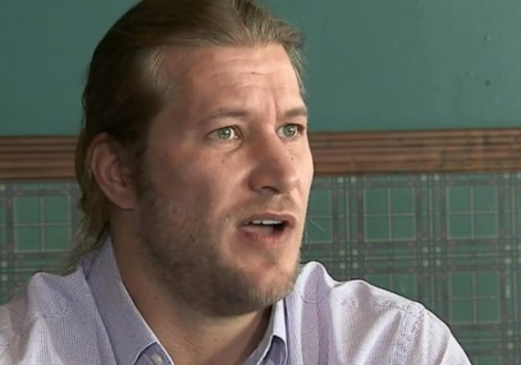 Ex-BBB Diego Alemão sai do Brasil e luta contra a dependência química nos Estados Unidos