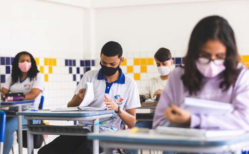 Matrículas em vagas remanescentes das escolas estaduais vão até quarta-feira (02)