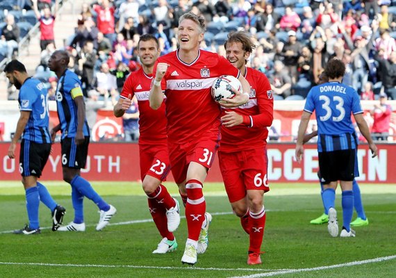 Schweinsteiger marca gol na estreia pelo Chicago Fire