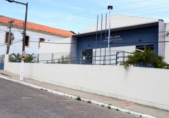 Prefeitura de Marechal e FIEA firmam convênio para utilização de escola do Sesi
