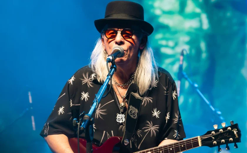 Morre Luiz Carlini, referência do rock brasileiro, aos 73 anos