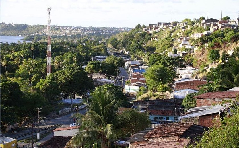 Geólogo: 'sinkhole pode acontecer a qualquer momento'