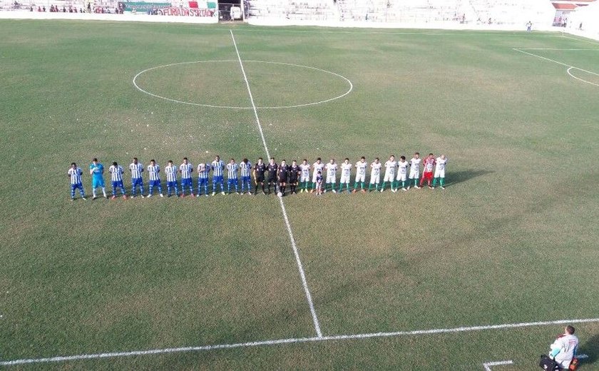 CSA marca no final da partida contra o Salgueiro e garante a liderança