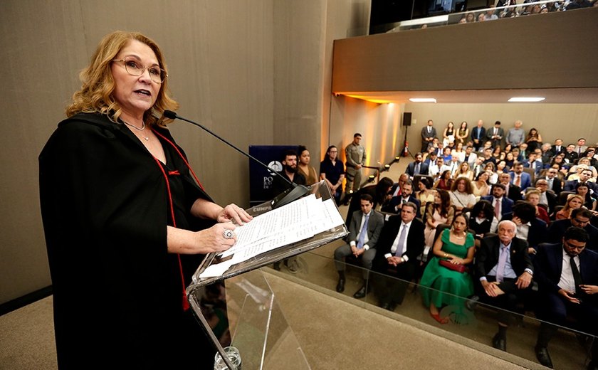 Em posse no TJ/AL, Silvana Omena destaca trajetória de três décadas na magistratura