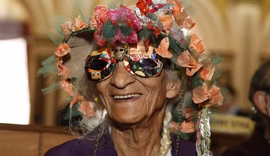 Morre a multiartista Efigênia Rolim, em Curitiba