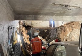 Prédio é interditado após laje de uma das unidades desabar no Prado