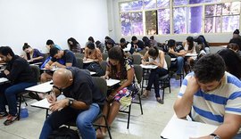 Encceja é aplicado neste domingo em 611 municípios brasileiros