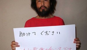 Jornalista japonês que passou três anos sequestrado na Síria retorna a seu país