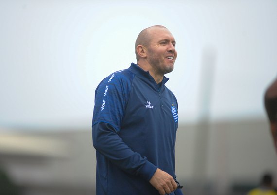 Após título e acesso à Série A, Coritiba anuncia a saída do técnico Mozart, ex-CSA