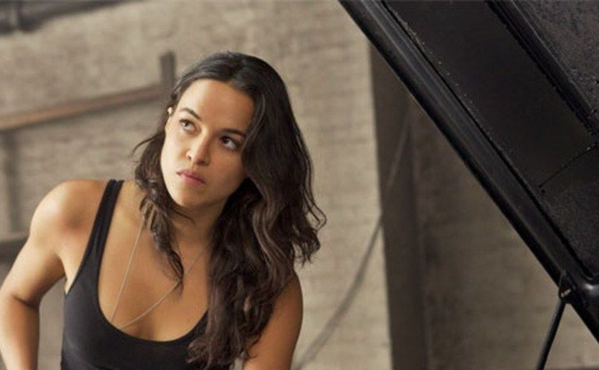 Michelle Rodriguez ameaça sair da saga dos filmes 'Velozes e furiosos'