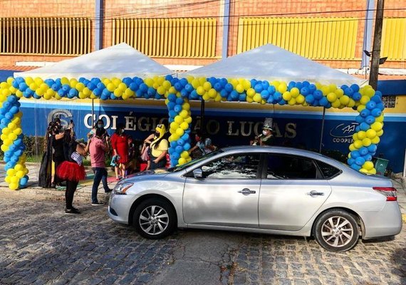 Coopema realiza Drive Thru Literário com apoio do Sistema OCB/AL